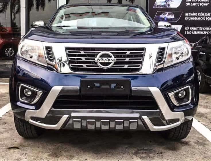 Nâng cấp body lips Nissan Navara VL Premium